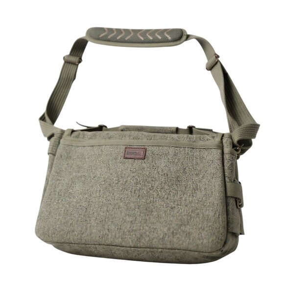 Think Tank NWOT Photo Retrospective 7M Pinestone Camera Shoulder Bag, W-14 H-9